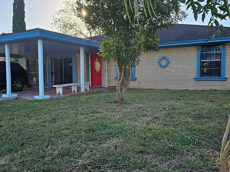 94 Laura Ln — Photo 27