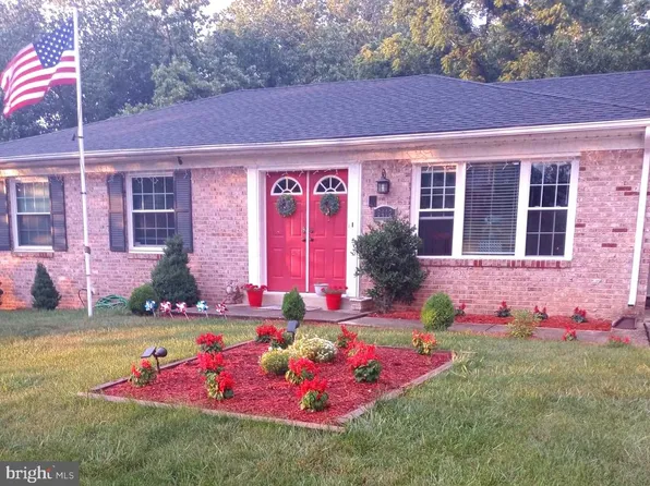 9412 Dashia Dr, Fort Washington, MD 20744