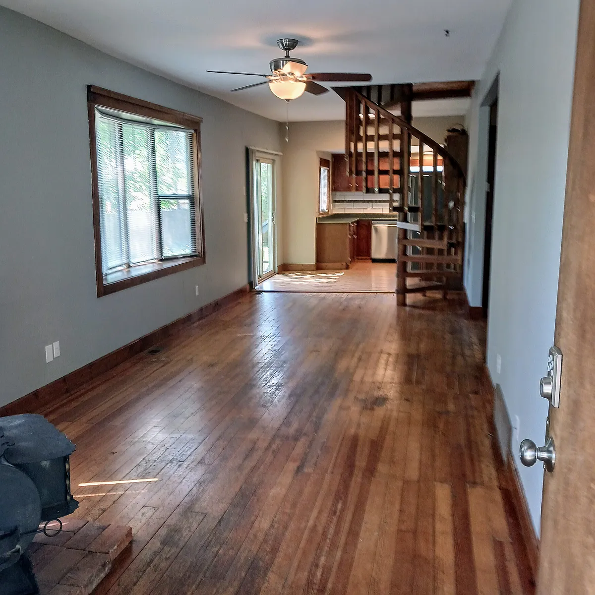 Building Photo - 2121 W Kiowa St