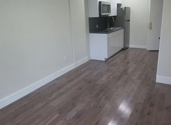 Rented by Bedford Brownstone Realty | media 27