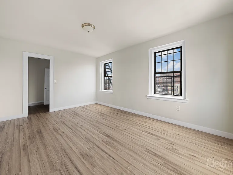 3752 80th St #4C — Photo 2