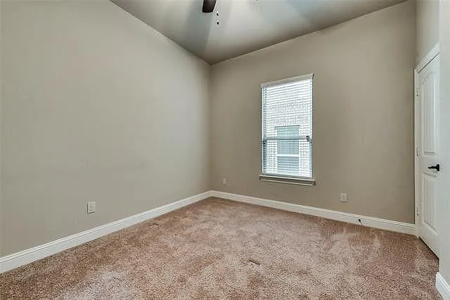 500 Fownes Link Dr — Photo 20