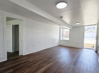 4 S 4th St #1, Oxford, PA 19363