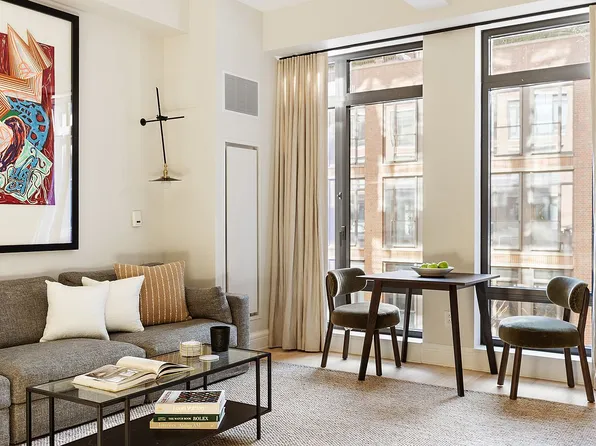 160 W 12th St #51, New York, NY 10011