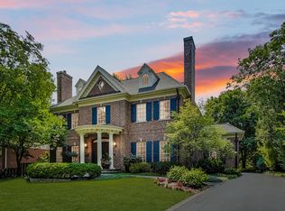 661 Revere Rd, Glen Ellyn, IL 60137