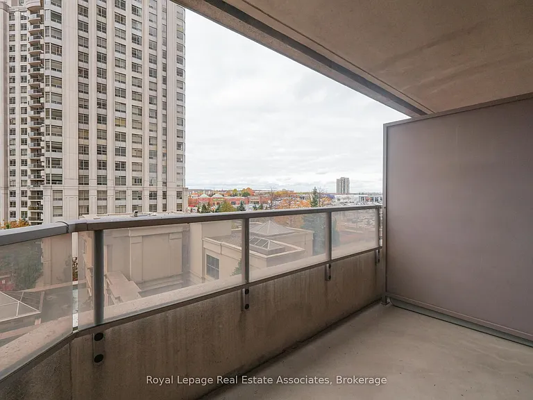 25 Kingsbridge Garden Cir #622 — Photo 15