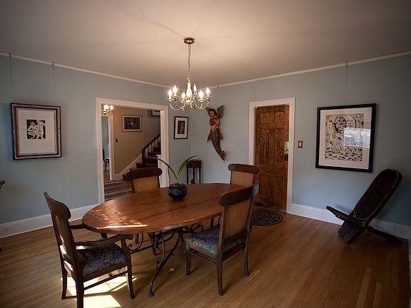 Formal Dinning Room