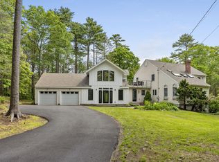 38 Cranbrook Dr, Cape Elizabeth, ME 04107