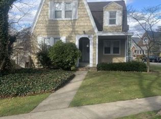 1554 Moffitt Ave, Hewlett, NY 11557