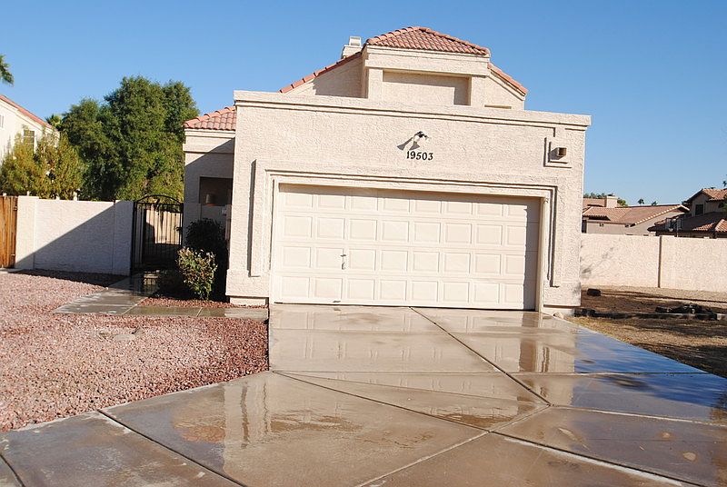 1st image of 19503 N 74th Dr