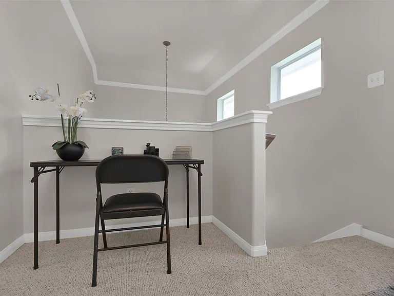 15 Aquiline Oaks Pl — Photo 28