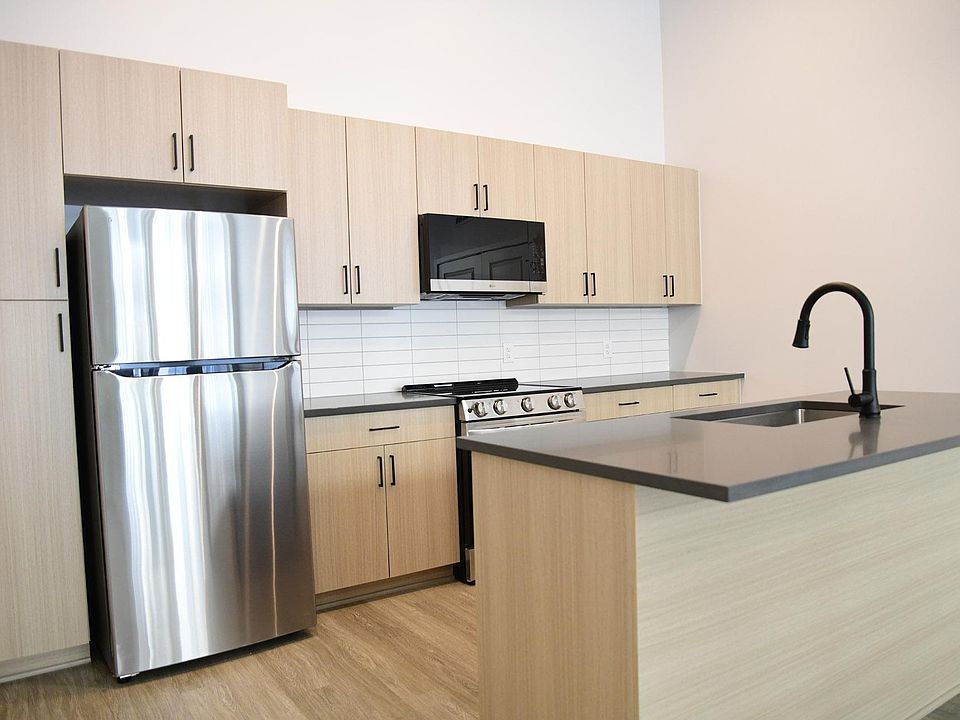 Modern Kitchen with wooden cabinetry