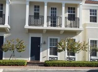 842 NW 83rd Ln, Boca Raton, FL 33487