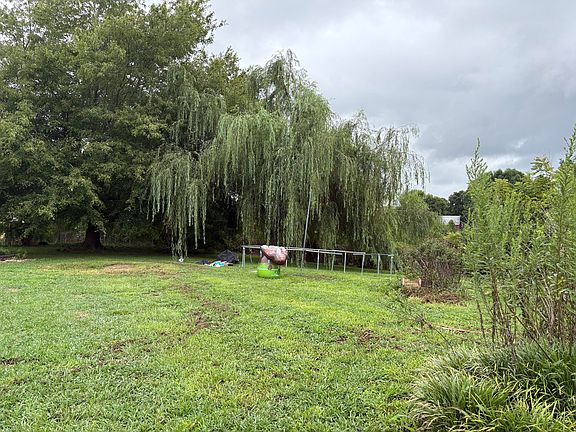 2nd image of 448 Keavy Craigs Creek Rd