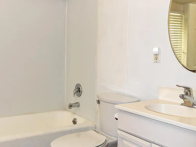 124 Washington Rd #2 — Photo 21