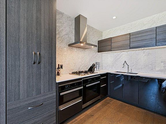 4th image of 738 E 1st Ave SW #1006
