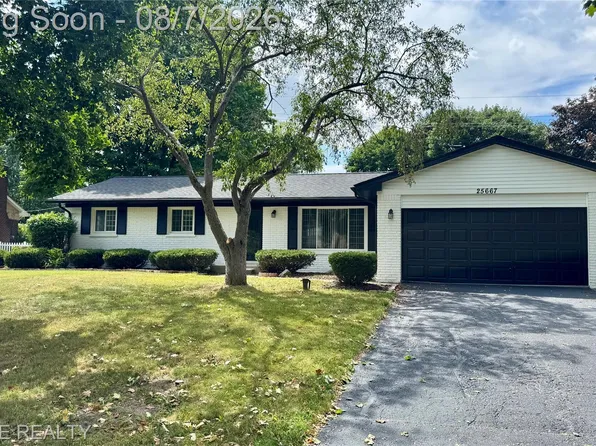 25667 Glamorgan Dr, Novi, MI 48374