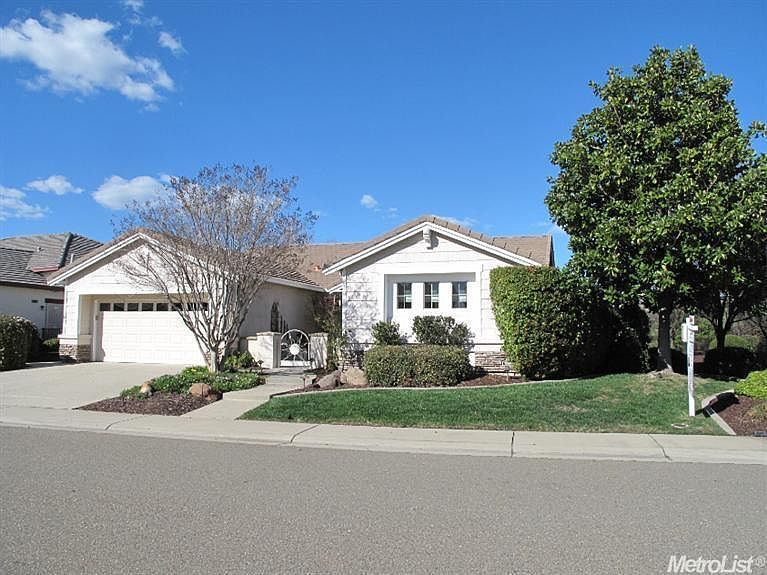 1st image of 2088 Monument Dr