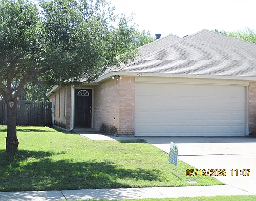 409 Heather St Photo 1