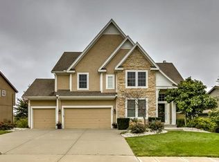 9709 N Laurel Ave, Kansas City, MO 64157