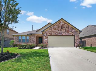 2726 Tumlinson Dr, Fresno, TX 77545