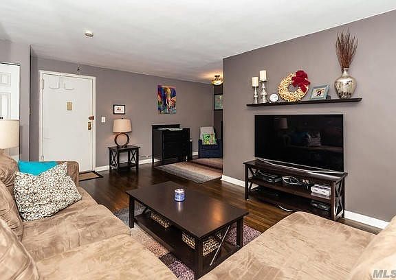 4th image of 6 Birchwood Unit4k Ct #4K