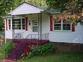 1st image of 205 S Cleveland Park Dr