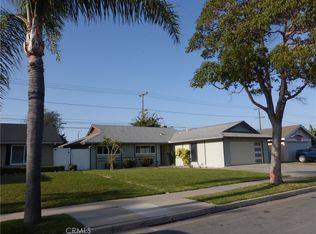 8881 Albatross Dr, Huntington Beach, CA 92646