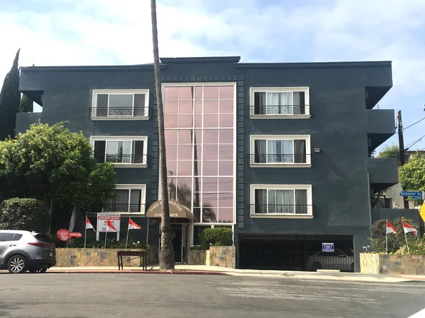 11433 Rochester Ave #204, Los Angeles, CA 90025