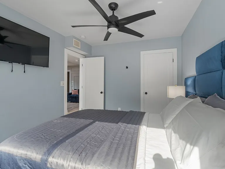 1560 Harvard Ave #1 — Photo 11