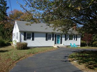 46 Randall Dr, Trumbull, CT 06611