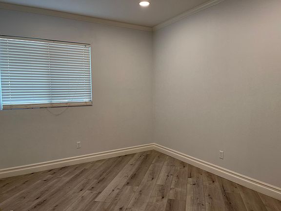 5th image of 6053 Fairlane Ave