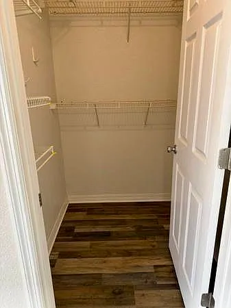 213 Elizabeth Ave #B — Photo 7