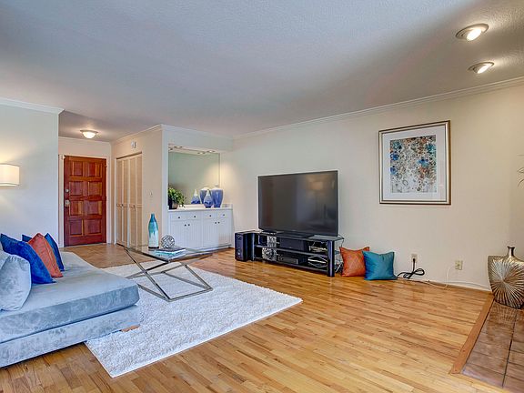 2nd image of 1312 S Saltair Ave APT 109