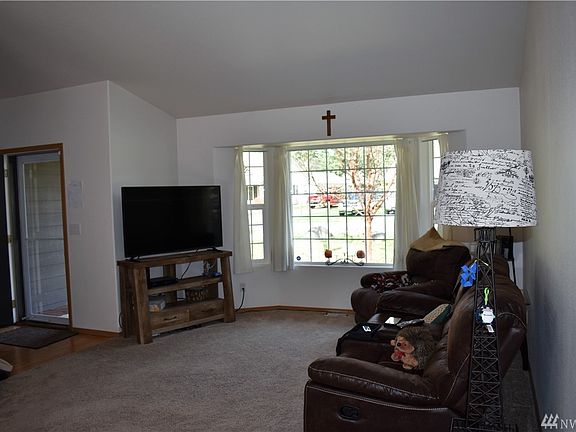 3rd image of 17447 155th Ave SE