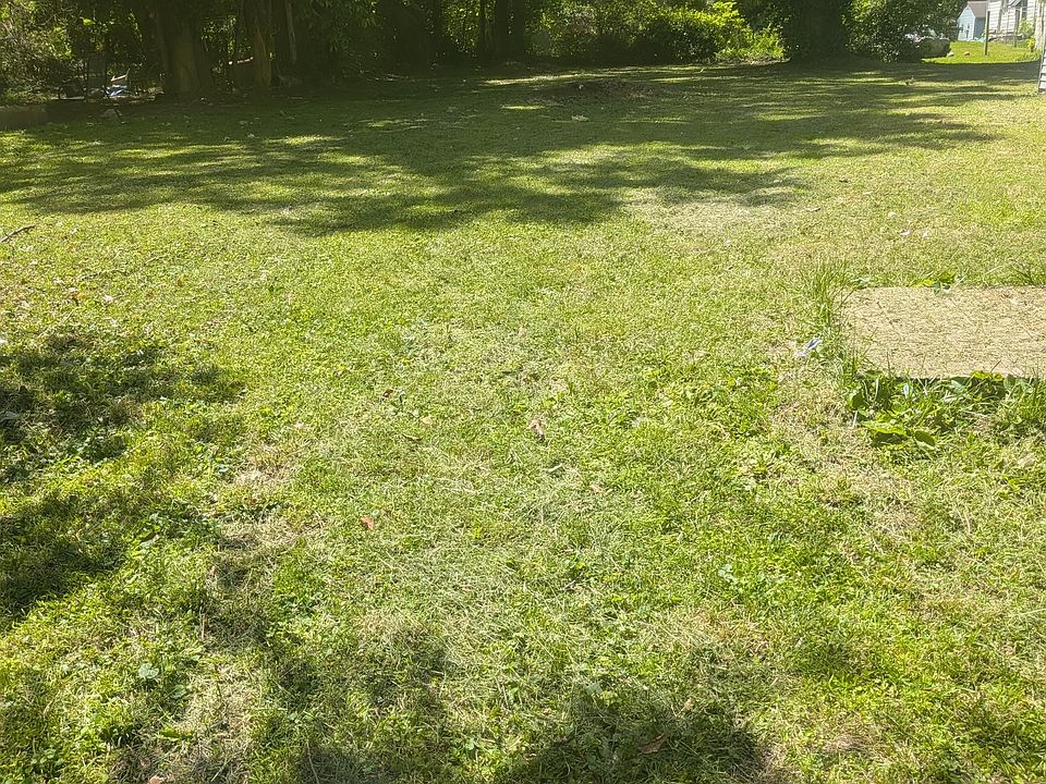 1st image of 3542 Kinnear Ave