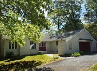 215 Tim St, Stroudsburg, PA 18360
