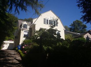 1604 Federal Ave E, Seattle, WA 98102