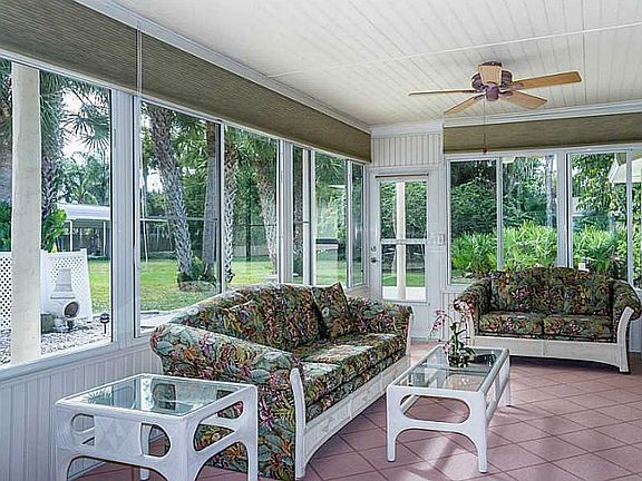 2nd image of 1055 Bayshore Dr
