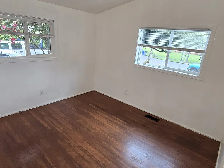 13234 NE Sacramento Dr — Photo 13