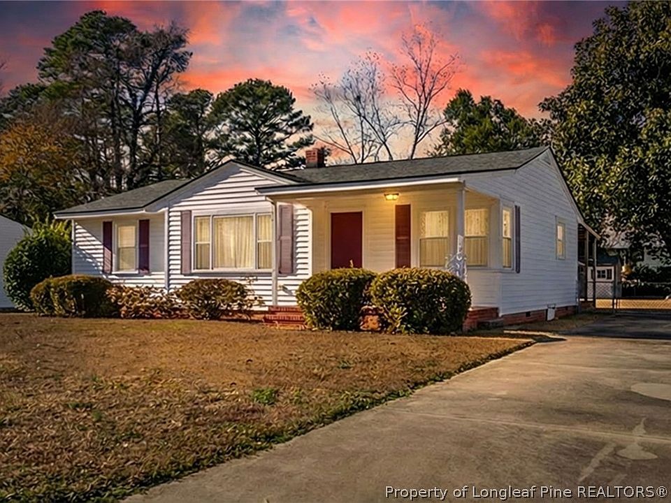 1st image of 816 Sandalwood Dr