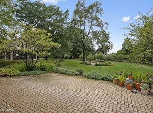 408 Bramble Ln, Deer Park, IL