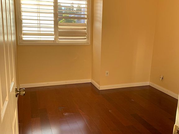 3rd image of 14849 Waverly Downs Way