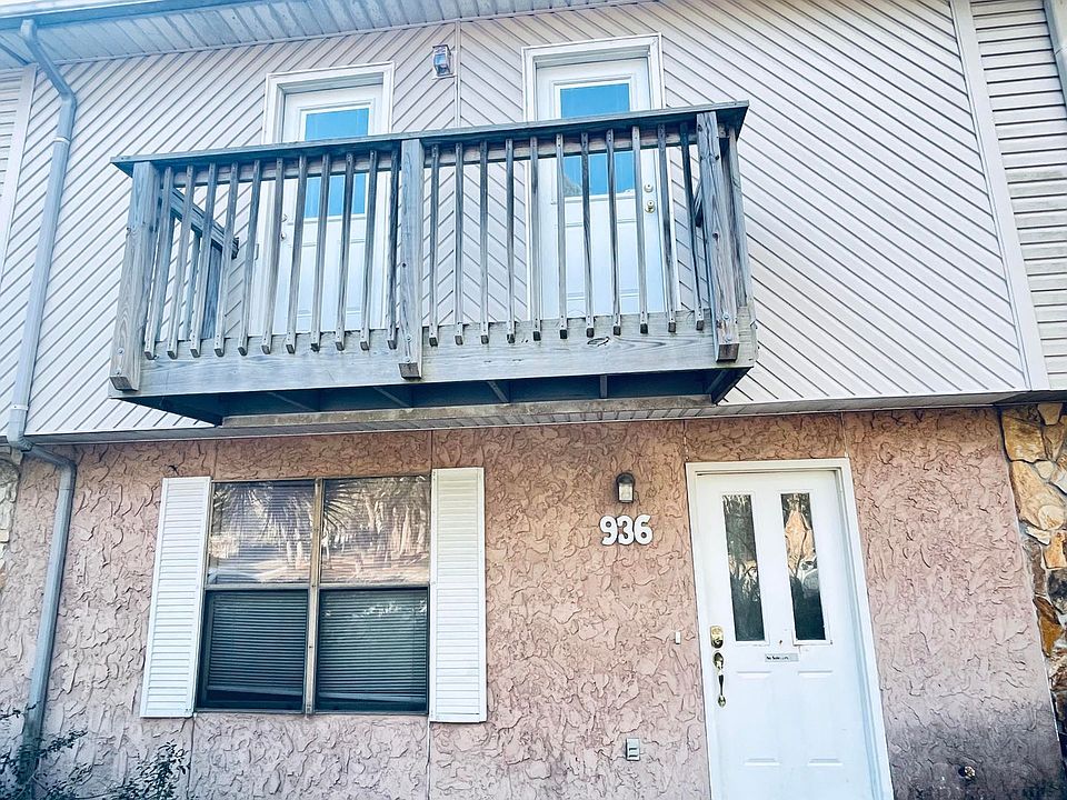 1st image of 936 McFarlan Ave