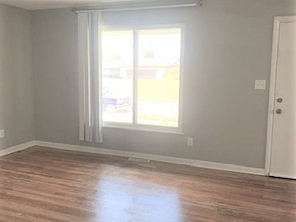 3rd image of 273 Amsterdam Ave