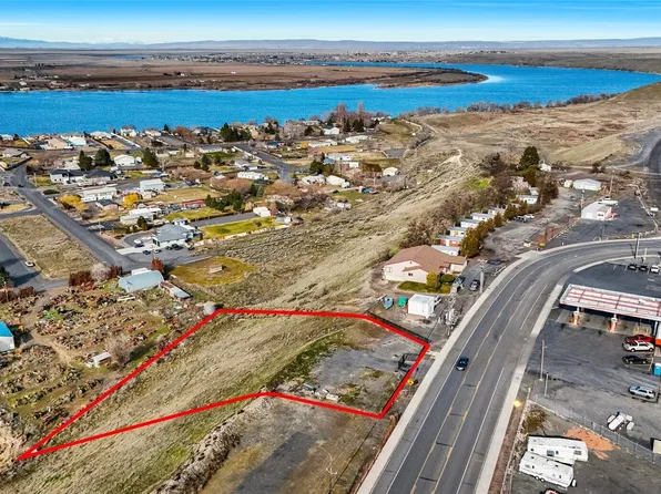 4994 Airway Drive NE, Moses Lake, WA 98837