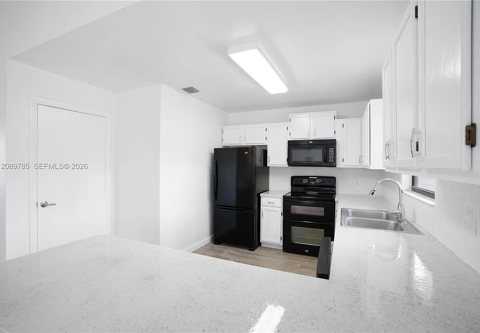 North Palm Beach Heights — Photo 4