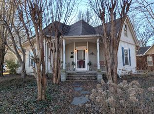 331 Jackson St, Paris, TN 38242