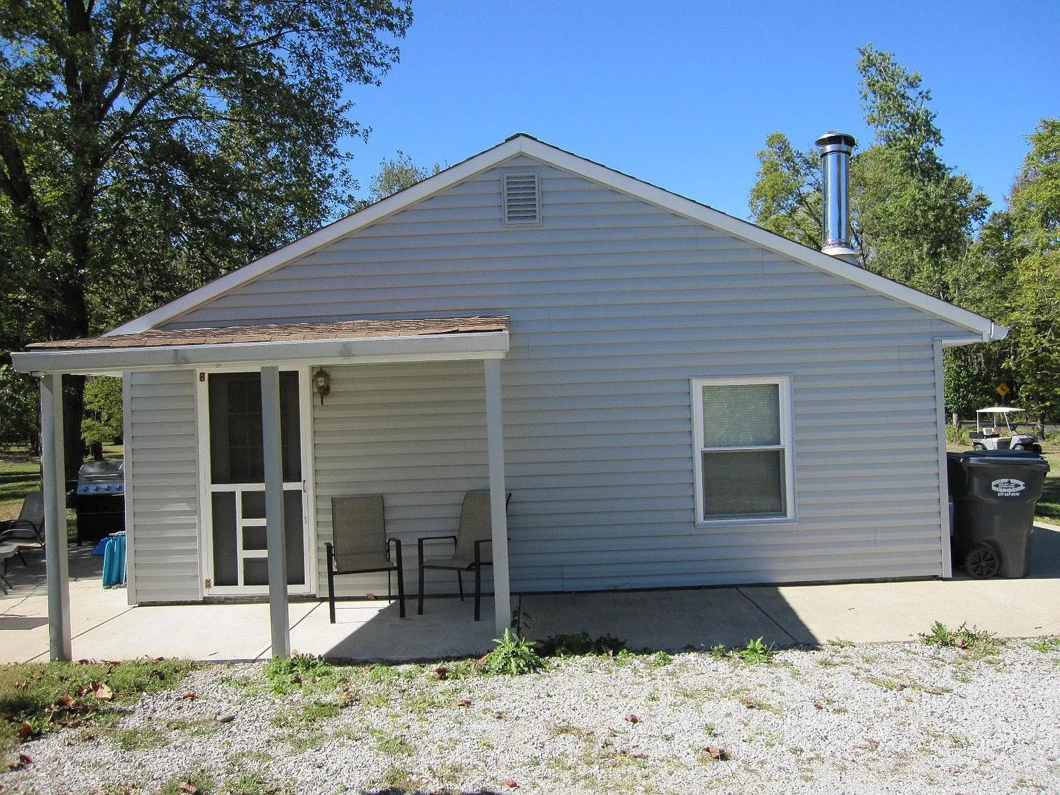 2 bed, 950 sqft, $1,500 — Photo 3