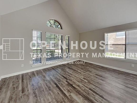 3rd image of 3806 Village Oaks Dr